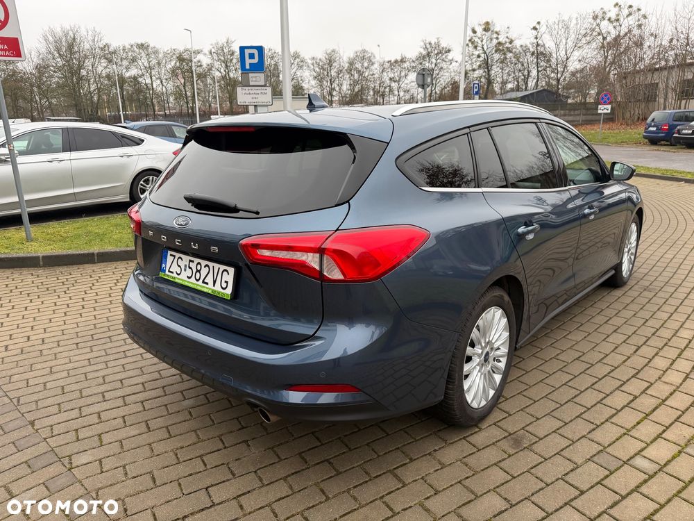 Ford Focus SW 1.0 EcoBoost S&S TITANIUM - 24