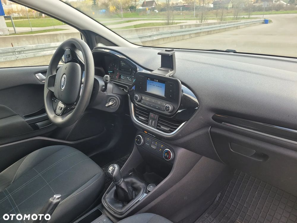 Ford Fiesta 1.1 TREND - 8