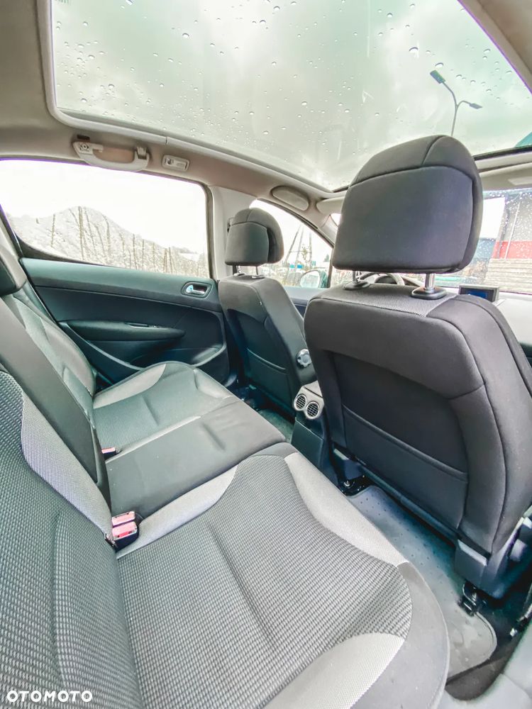 Peugeot 308 1.6 HDi Premium Plus - 11