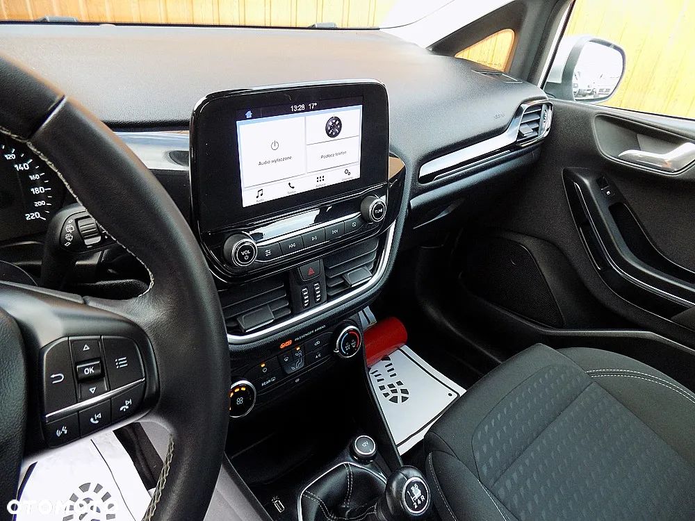 Ford Fiesta 1.1 S&S COOL&CONNECT - 10