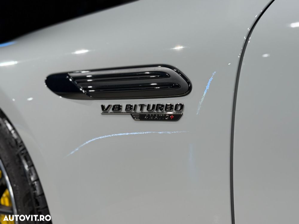 Mercedes-Benz SL 63 AMG 4Matic+ - 27