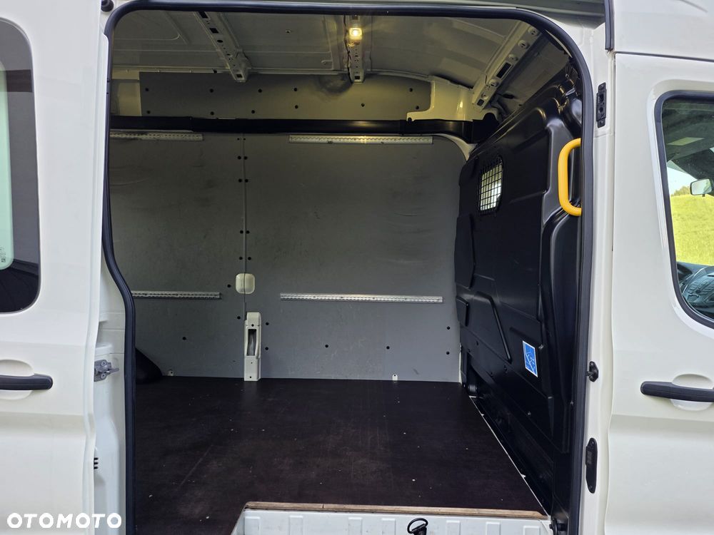Ford TRANSIT - 12