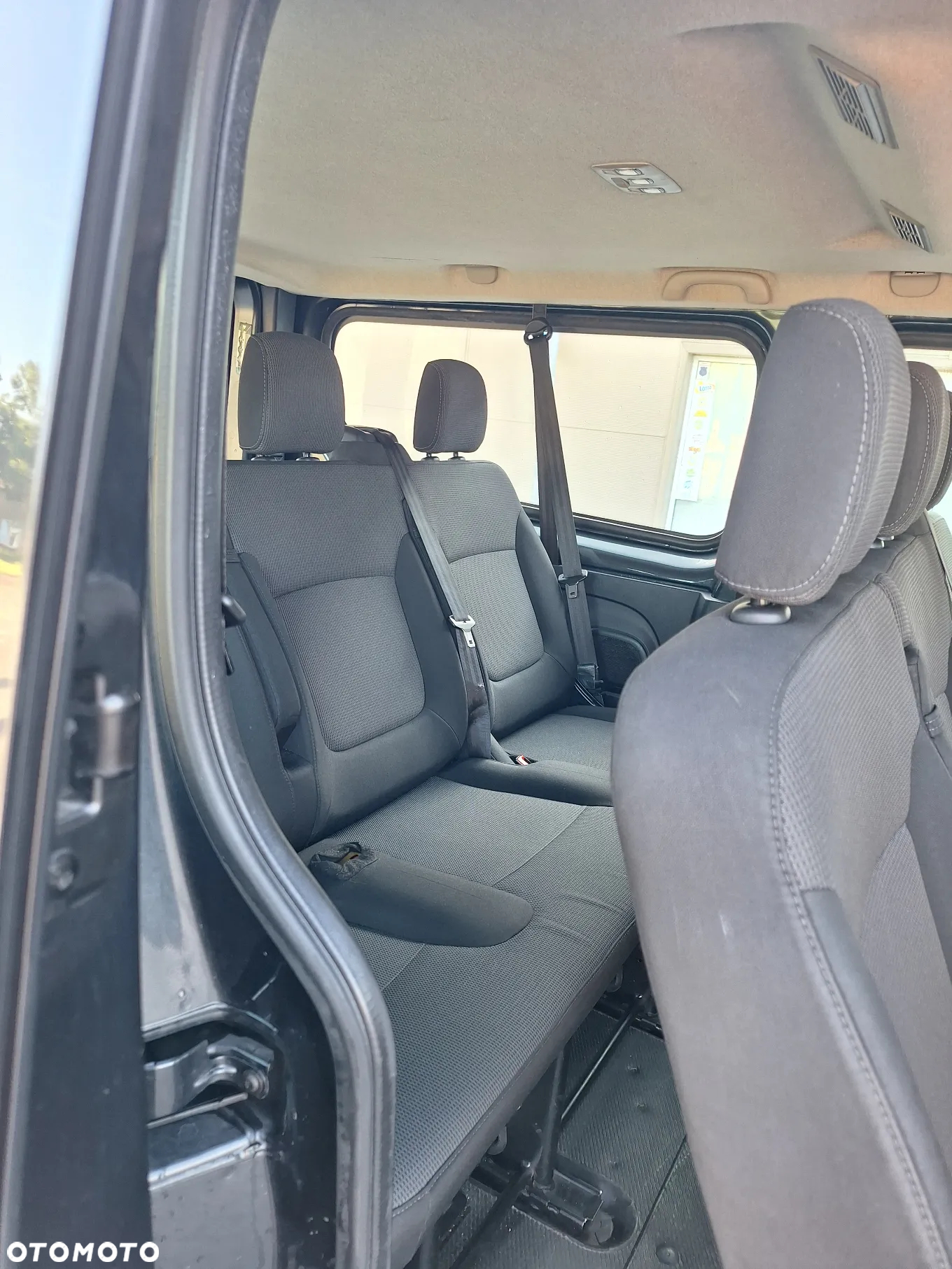 Renault Trafic SpaceClass 2.0 dCi Escapade - 6