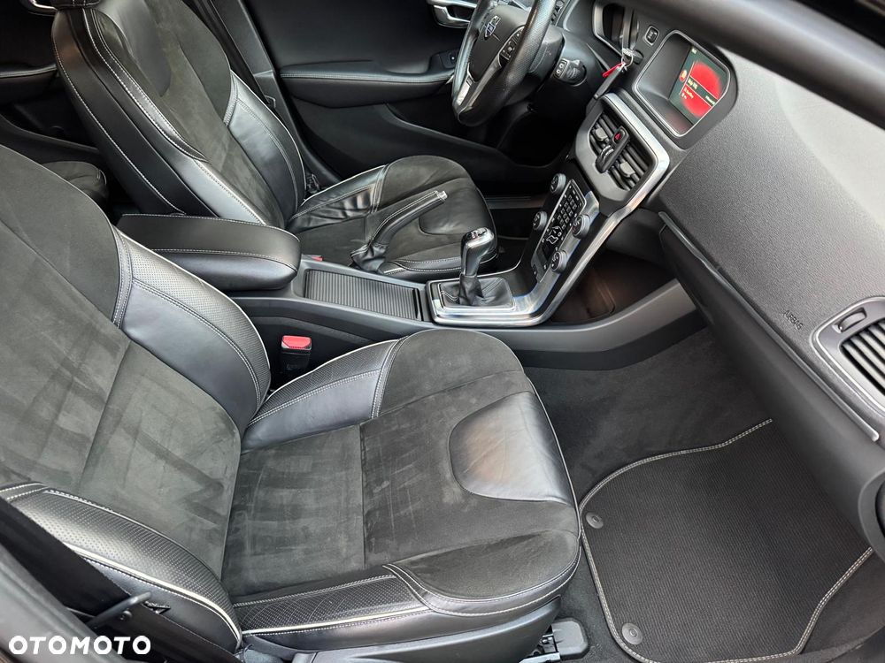 Volvo V40 D2 RDesign - 10
