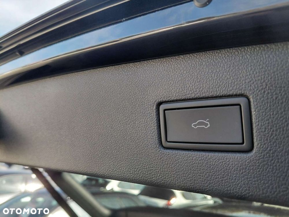 Volkswagen Tiguan - 16