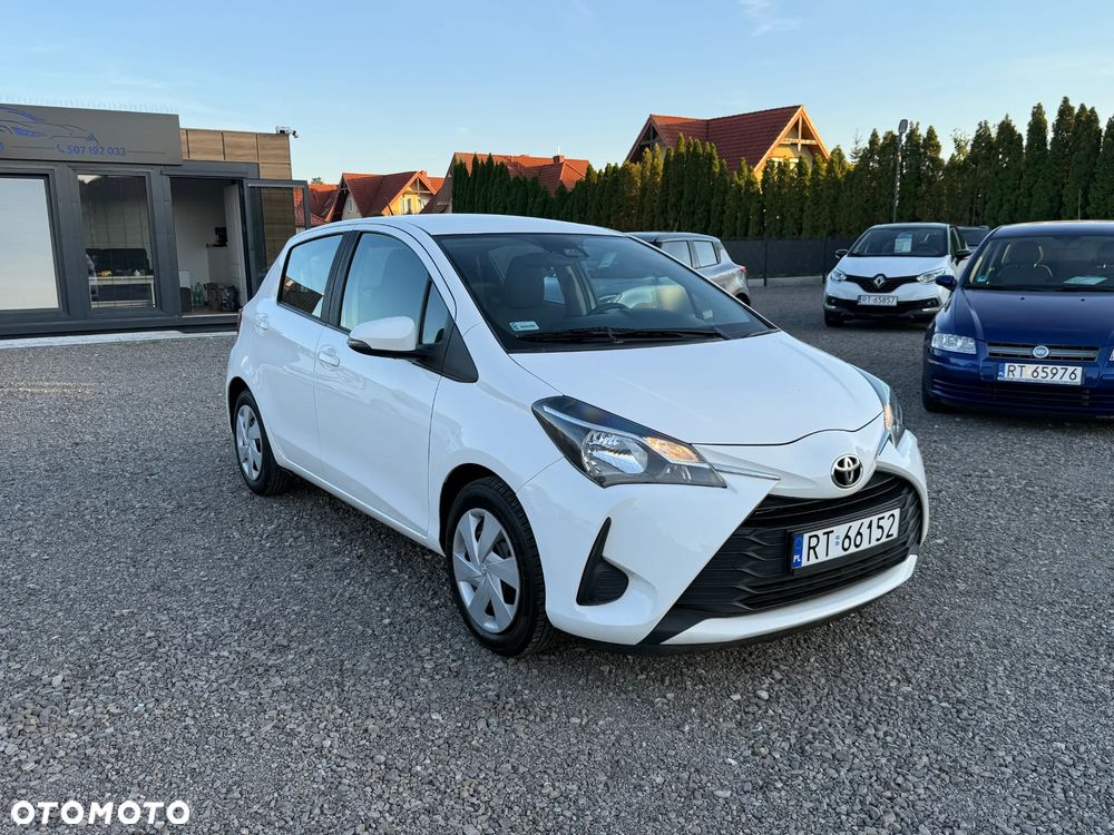 Toyota Yaris 1.5 Active - 2