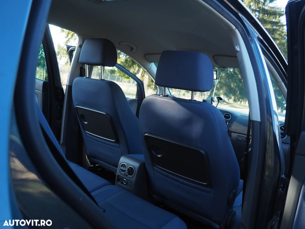 Volkswagen Golf Plus - 24