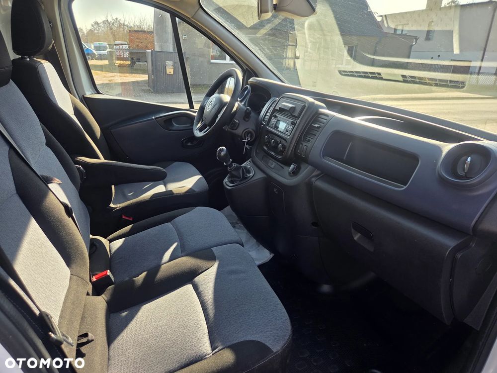 Opel VIVARO - 8