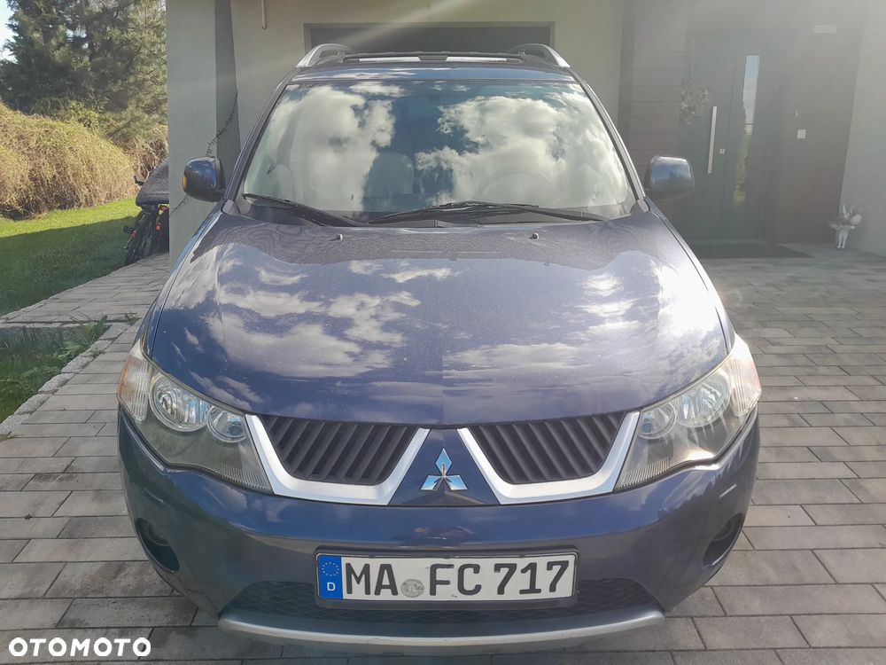 Mitsubishi Outlander 2.0 DI-D 4WD Instyle - 2