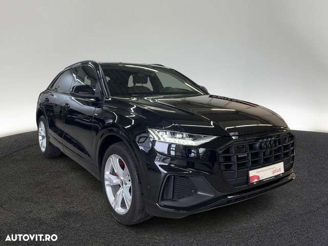 Audi Q8 - 6