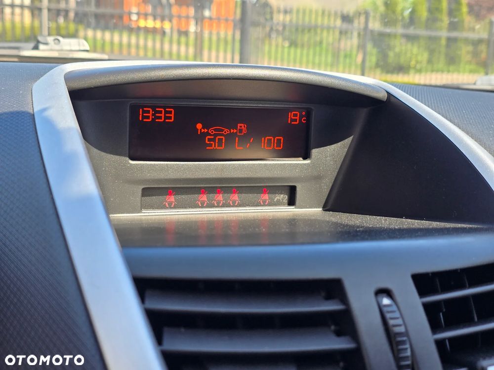 Peugeot 207 1.6 HDi Access 98g - 13
