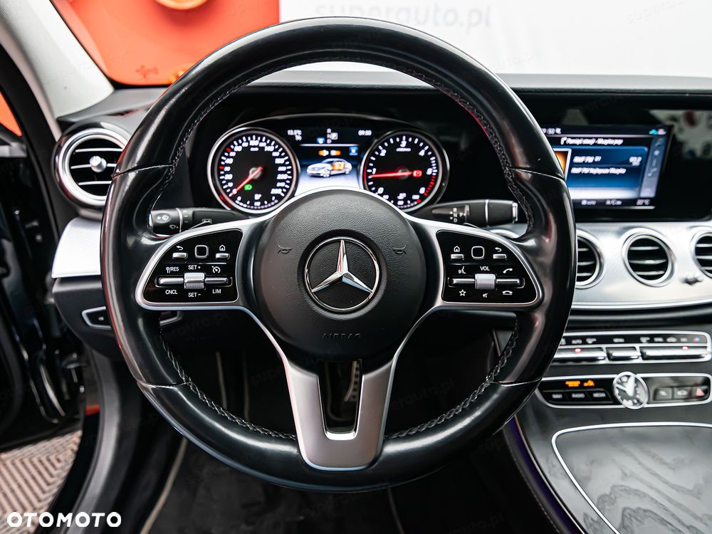 Mercedes-Benz Klasa E - 14