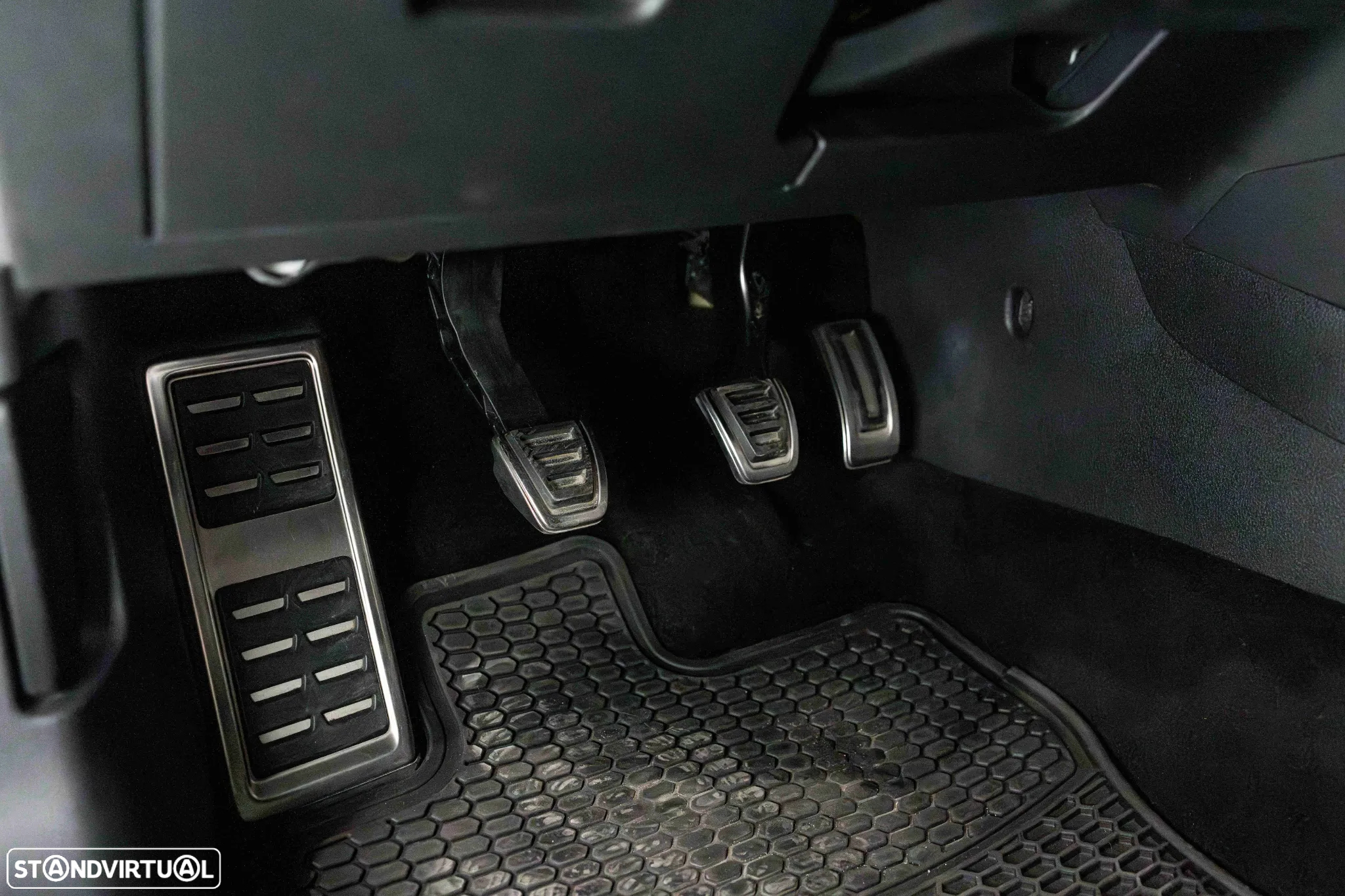 VW Golf 2.0 TSi GTi Performance - 36