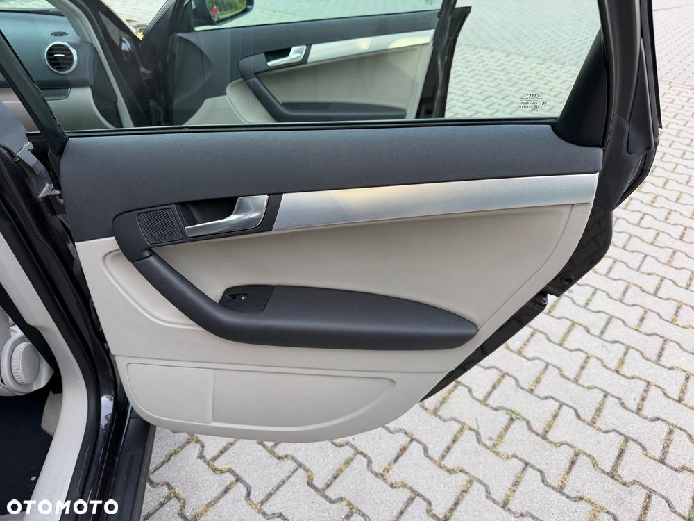 Audi A3 Sportback 1.6 Ambiente - 26