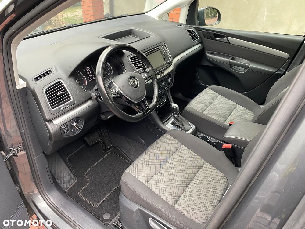 Volkswagen Sharan 2.0 TDI BMT Trendline DSG - 9