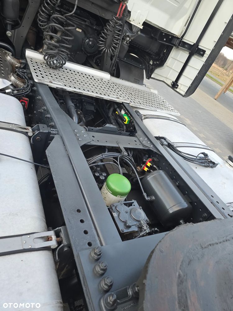 Iveco S-WAY 480 KM retarder standard - 12