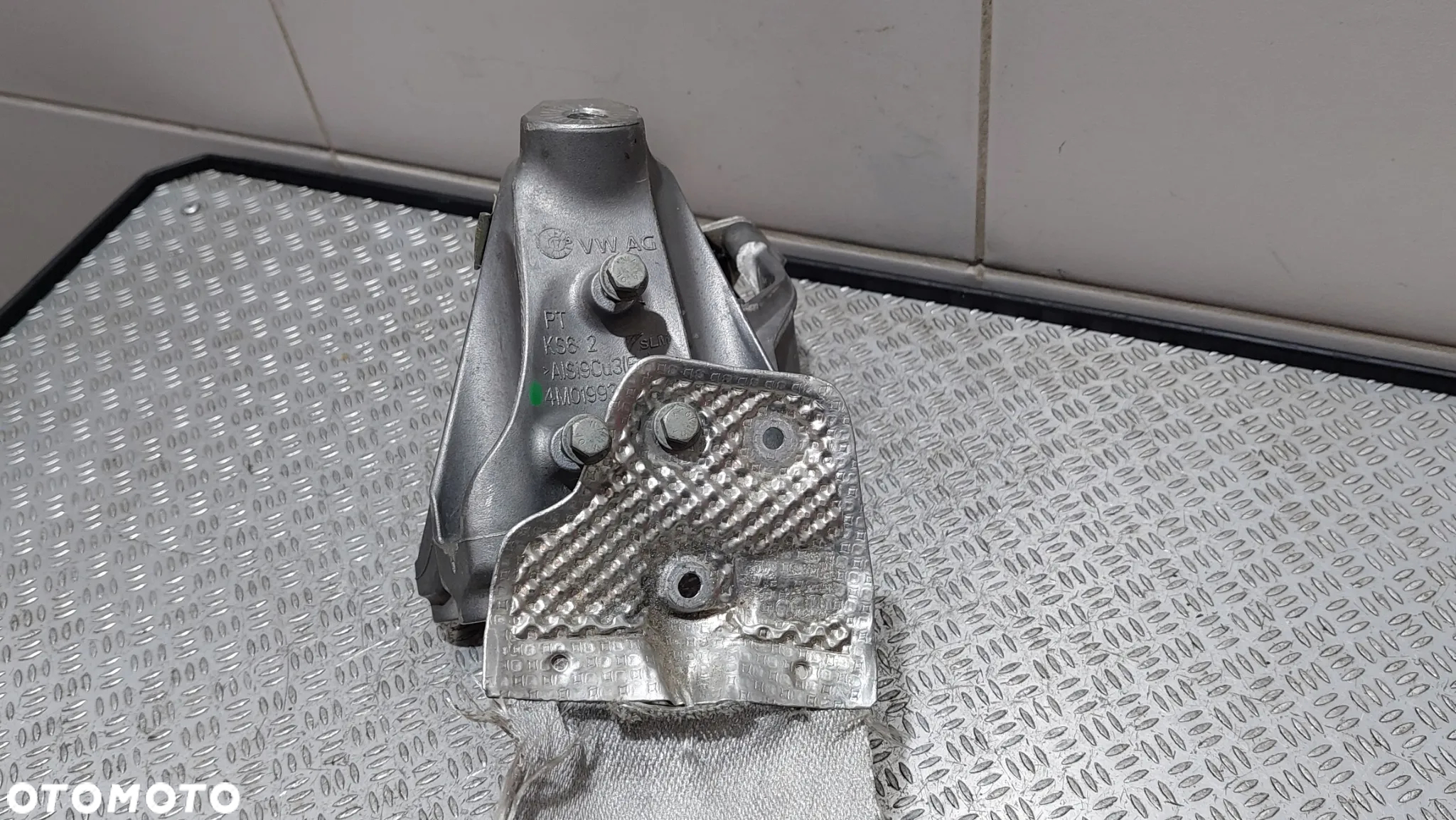 ŁAPA SILNIKA AUDI Q7 NR 4M0199307AF - 3