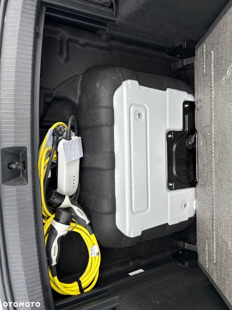 Volkswagen Tiguan 1.5 eHybrid PHEV 150kW Elegance DSG - 37