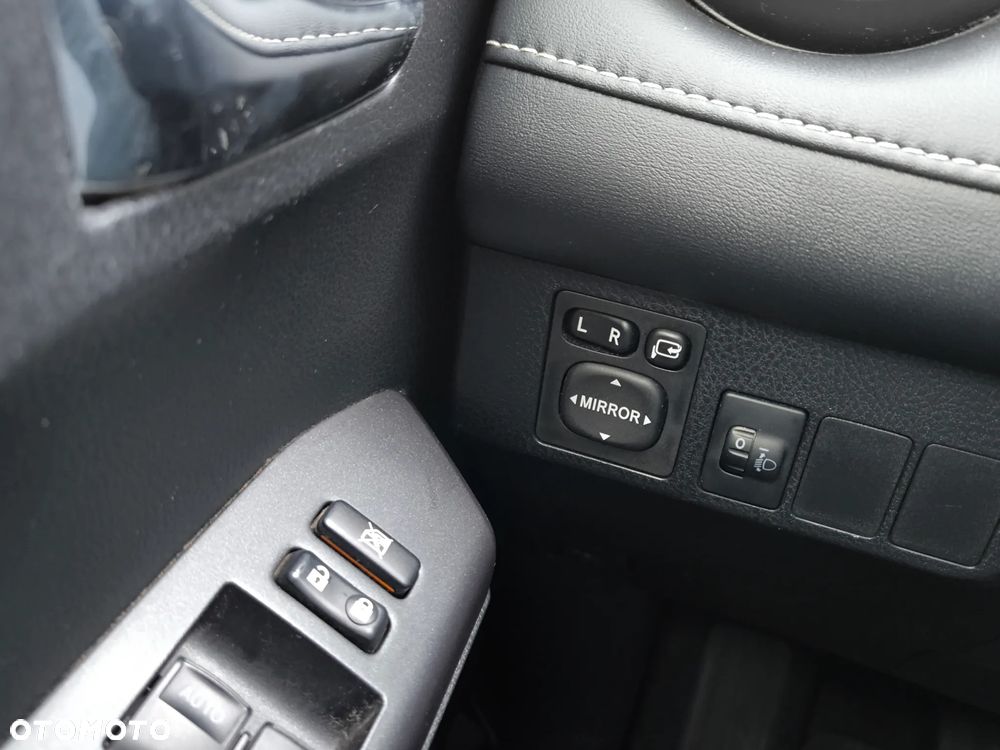 Toyota RAV4 2.0 D-4D 4x2 Start-Stop Executive - 30