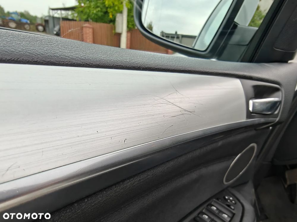 BMW X5 xDrive40d - 27