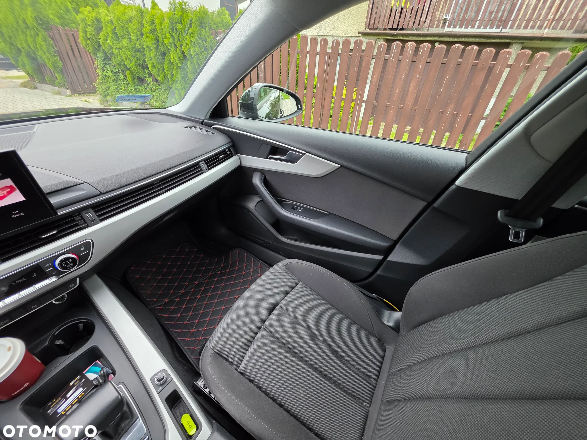 Audi A4 Avant 35 TFSI S tronic design - 28