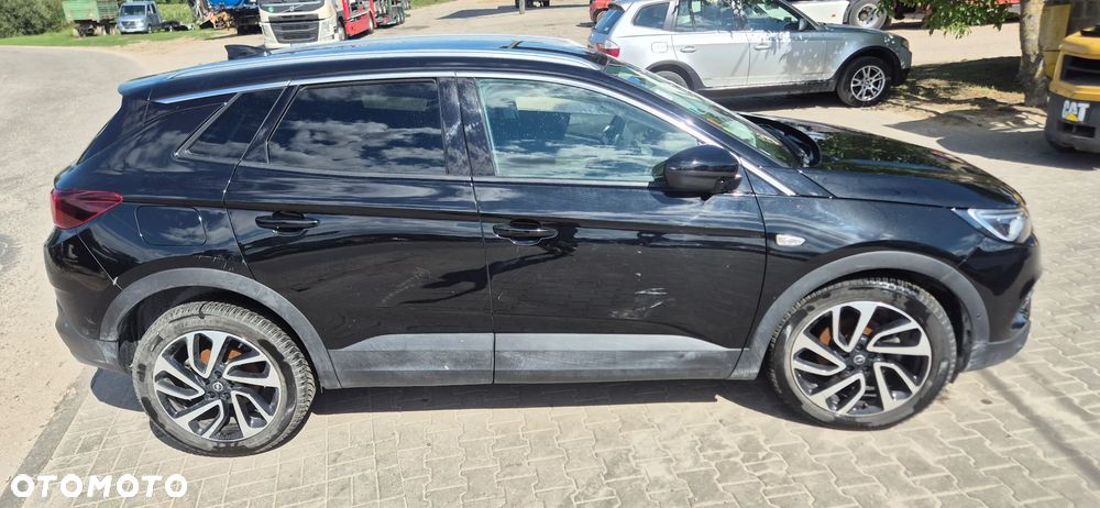 Opel Grandland X 2.0 CDTI Design Line S&S - 4