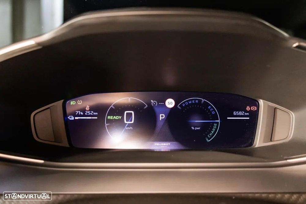 Peugeot e-2008 54 kWh Allure - 25