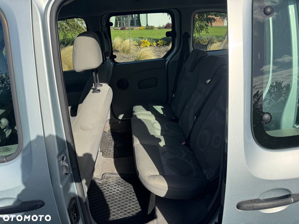 Renault Kangoo 1.6 16V Helios - 9