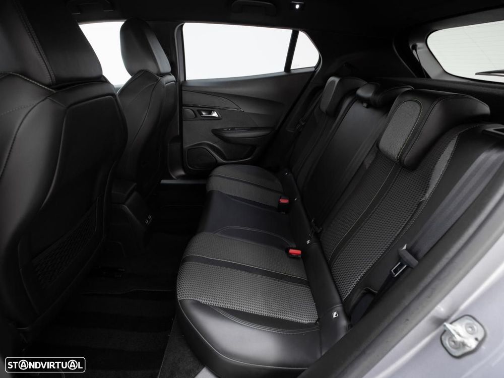 Peugeot 2008 1.5 BlueHDi GT EAT8 - 10