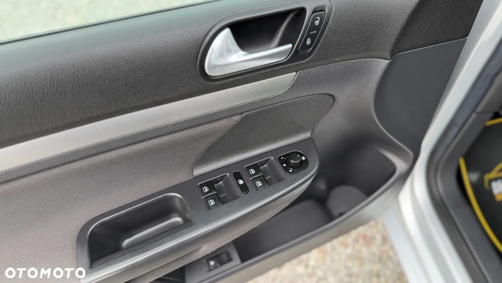 Volkswagen Golf 1.4 Goal - 27