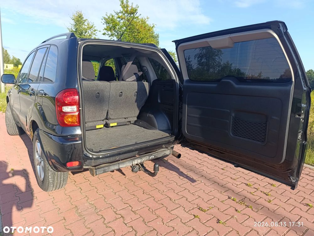 Toyota RAV4 2.0 D-4D 4x4 - 13