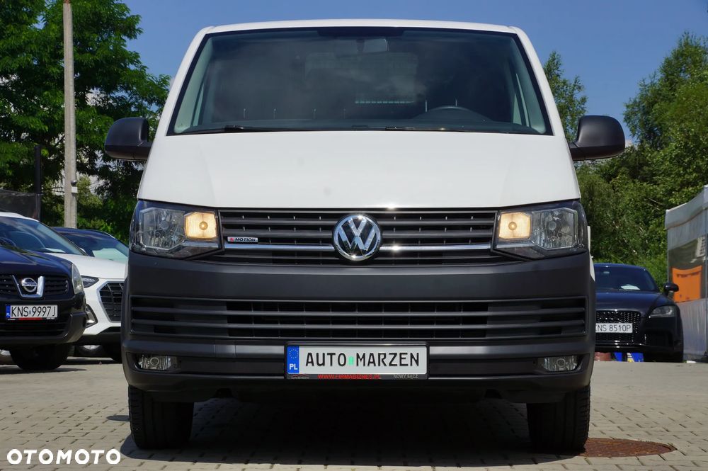 Volkswagen Transporter - 2