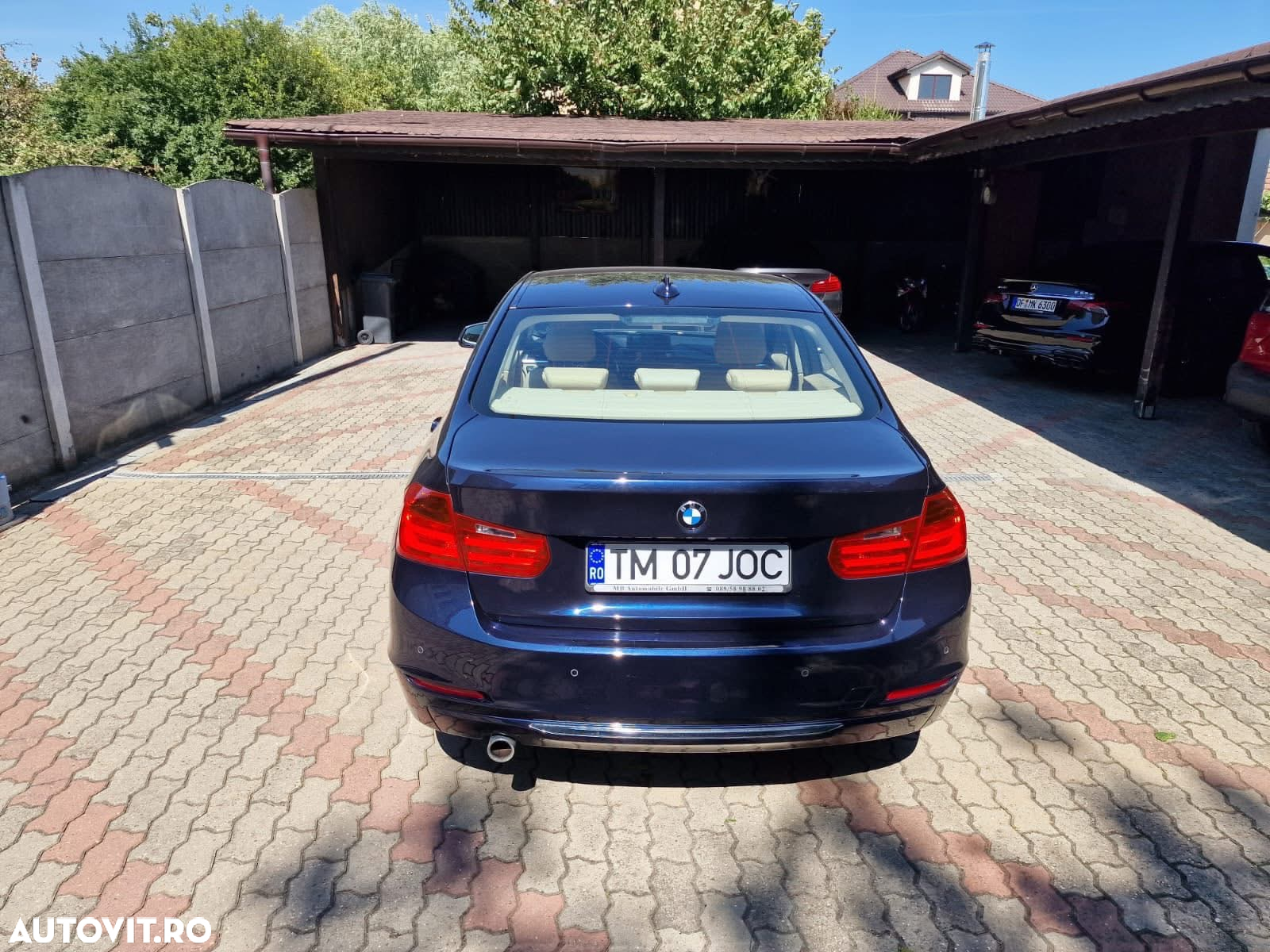 BMW Seria 3 320d Touring Aut. Efficient Dynamics Edition Blue Perf. Luxury Line - 3