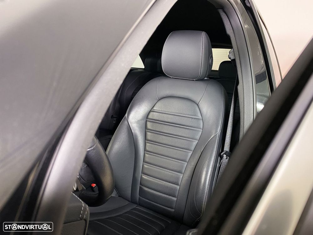 Mercedes-Benz GLC 300 de 4Matic 9G-TRONIC - 22