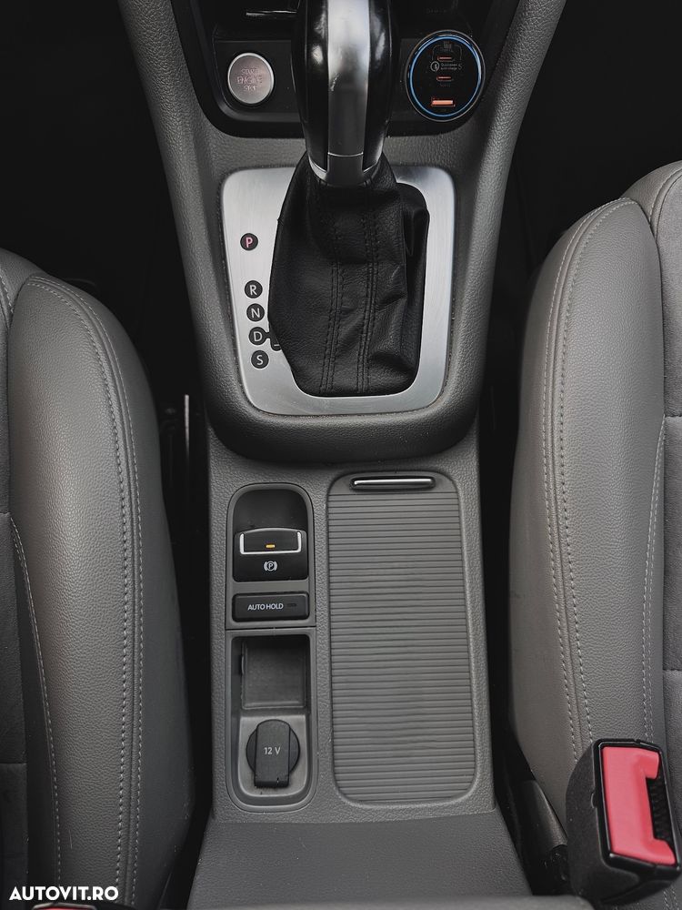 Volkswagen Sharan 2.0 TDI DSG (BlueMotion Technology) Comfortline - 26