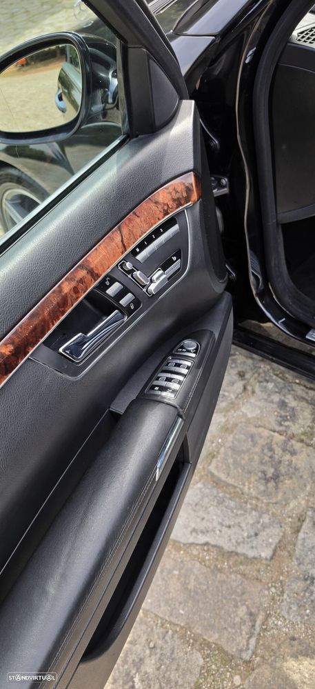 Mercedes-Benz S 320 - 13