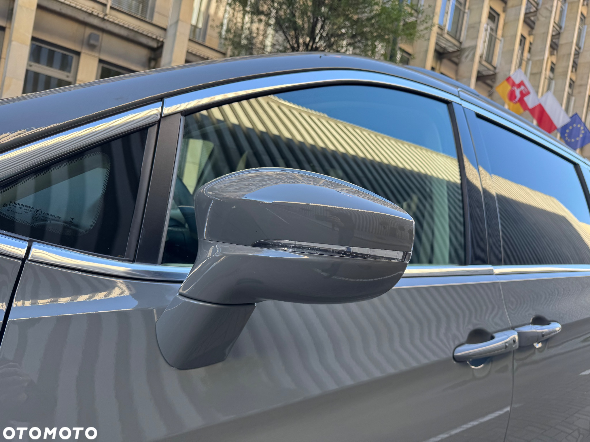 Chrysler Pacifica - 15