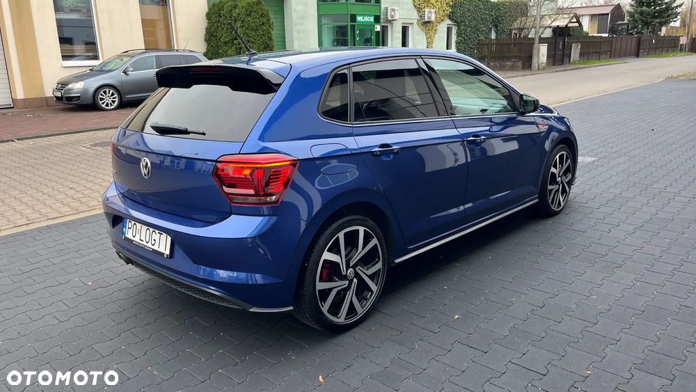 Volkswagen Polo - 3