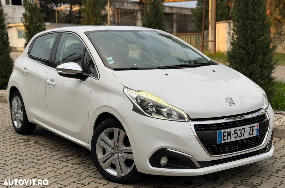 Peugeot 208 Blue-HDi 100 Stop&Start Allure - 2