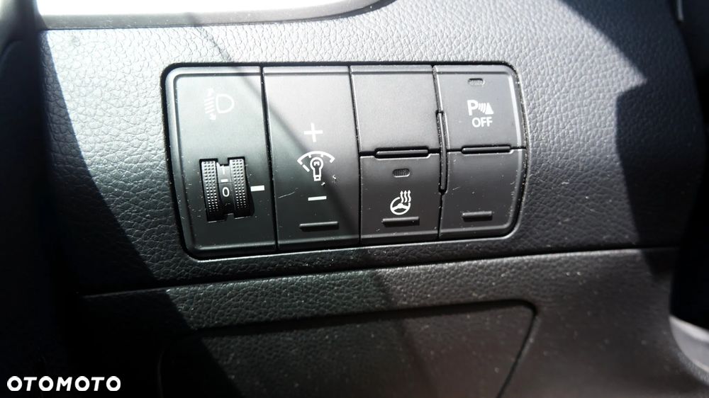 Hyundai i30 blue 1.6 GDI YES Gold - 18