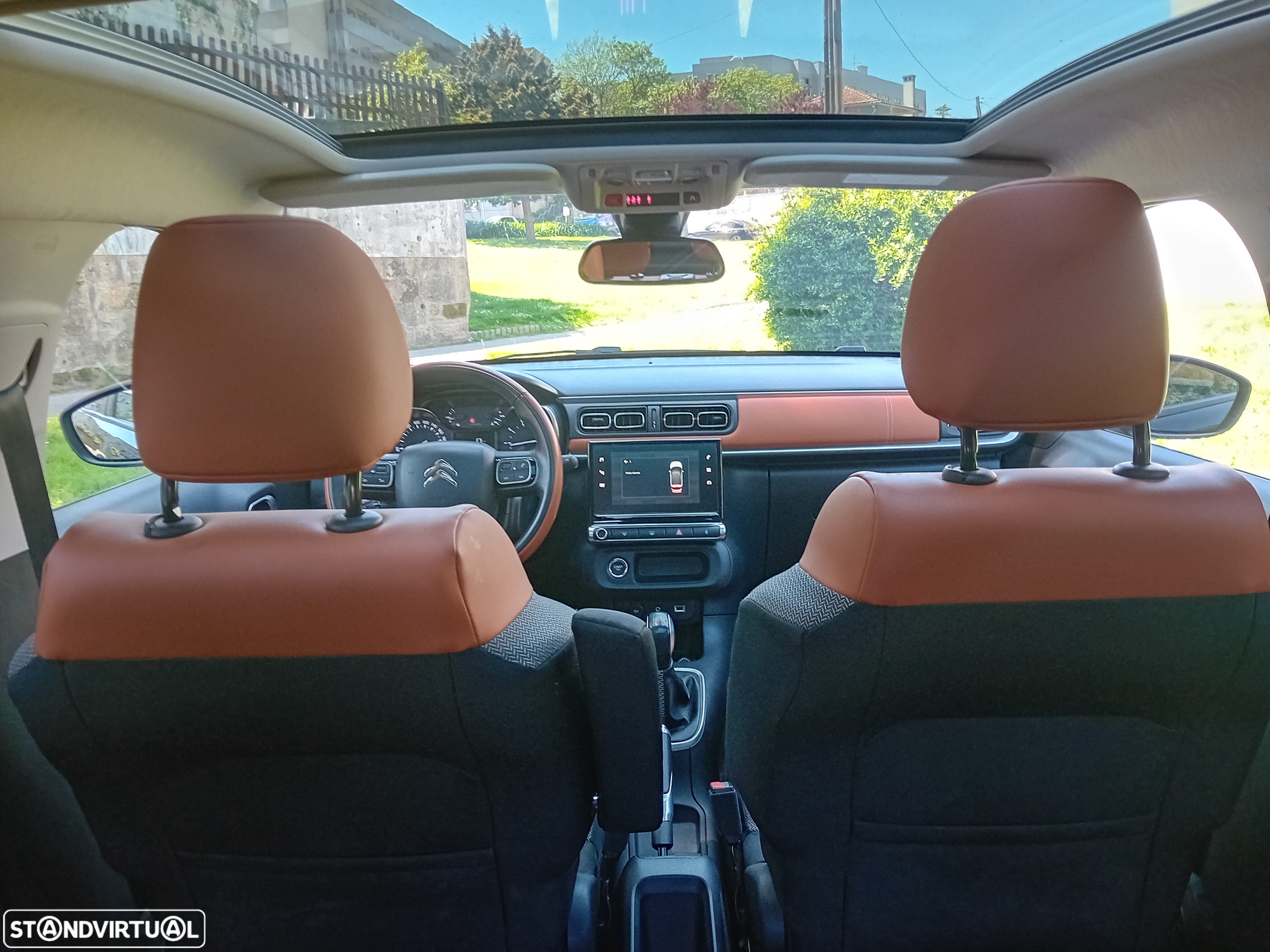 Citroën C3 1.2 PureTech Shine - 20