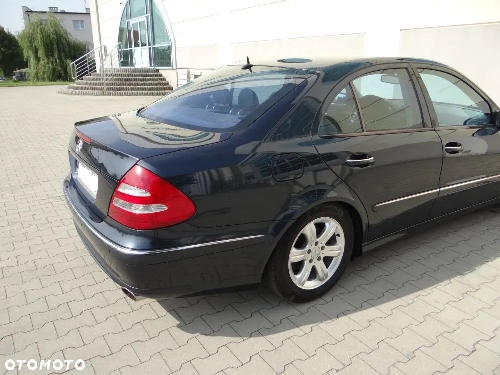 Mercedes-Benz Klasa E 200 Kompressor Avantgarde - 29