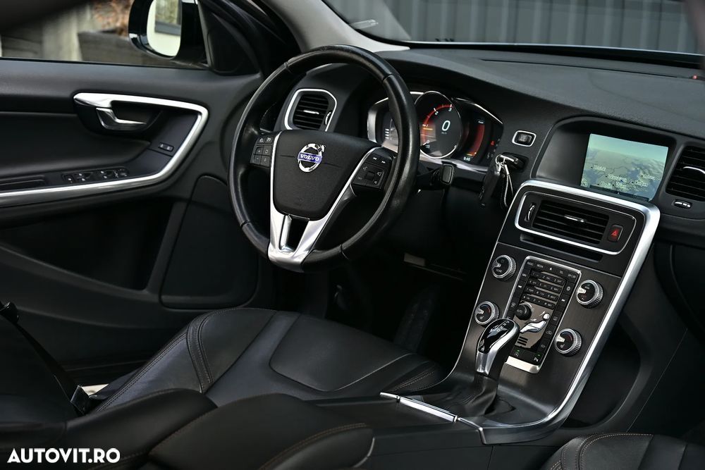 Volvo S60 Cross Country D4 Geartronic Summum - 30