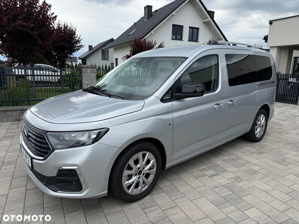 Ford Tourneo Connect Grand 2.0 EcoBlue Titanium
