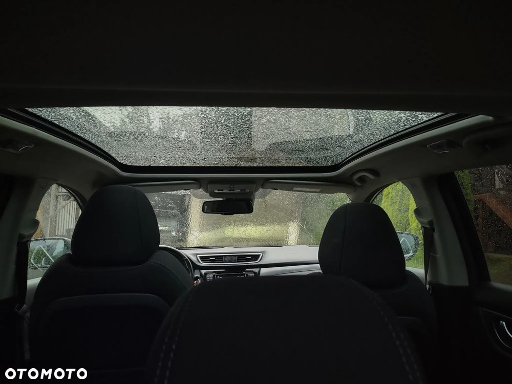 Nissan Qashqai 1.6 DCi 4x4 N-Connecta EU6 - 24