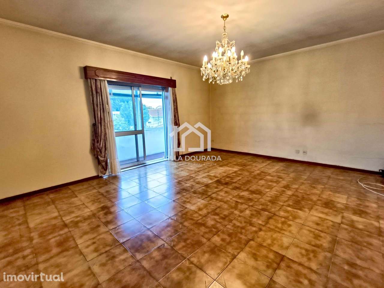 apartamento T3 c/ 3 frentes e lg garagem , próximo à estação - Grande imagem: 2/30