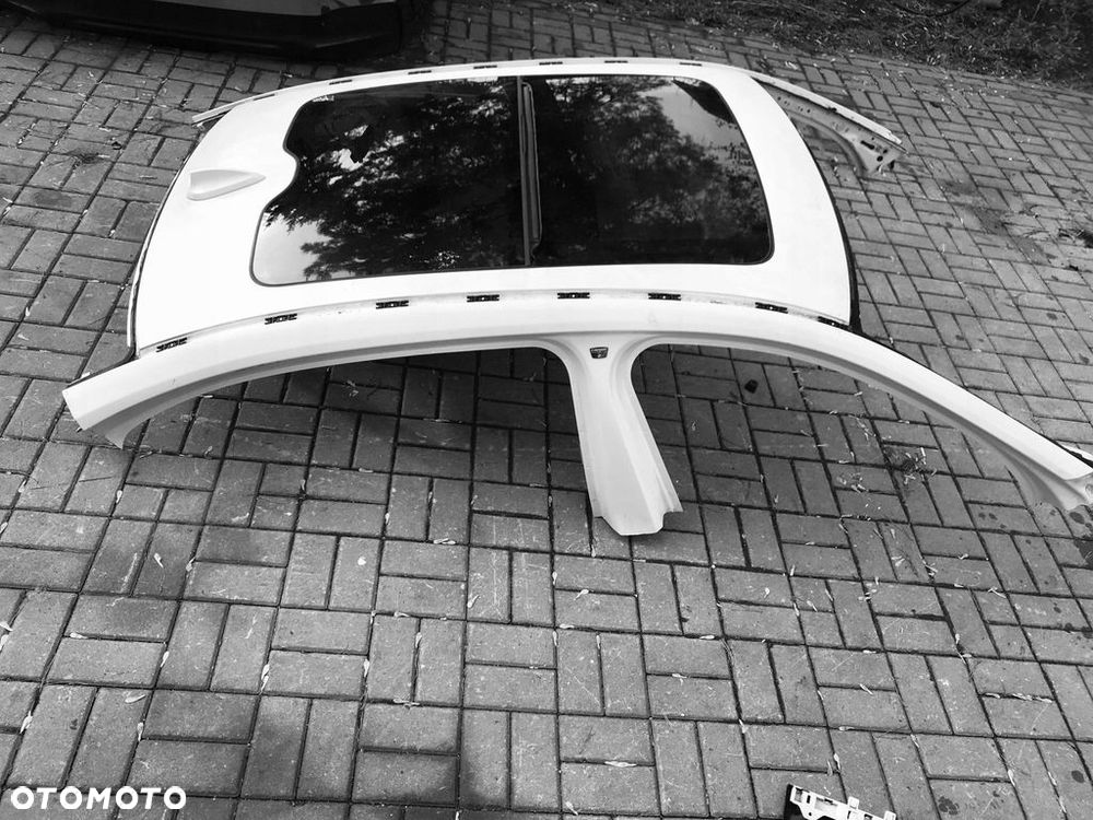 BMW 7 G12 dach poszycie dachu szyberdach panorama - 1