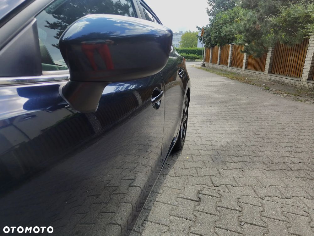 Mazda 3 SKYACTIV-G 120 NAKAMA - 15