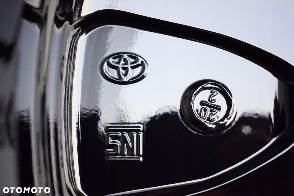 TOYOTA 18 RAV4 Nowy Model Oryginał Jak Nowe - 4