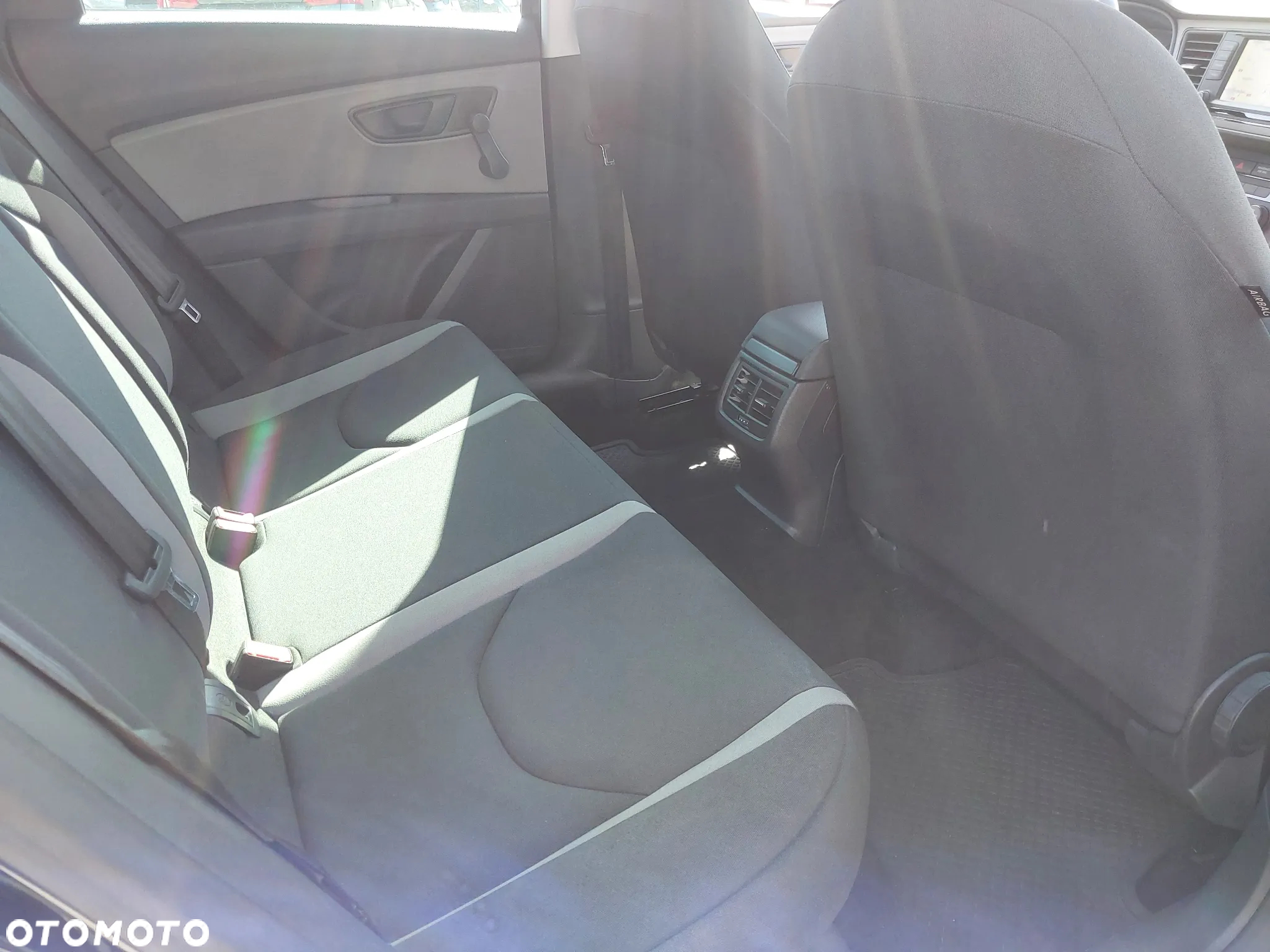 Seat Leon 1.6 TDI Style - 12